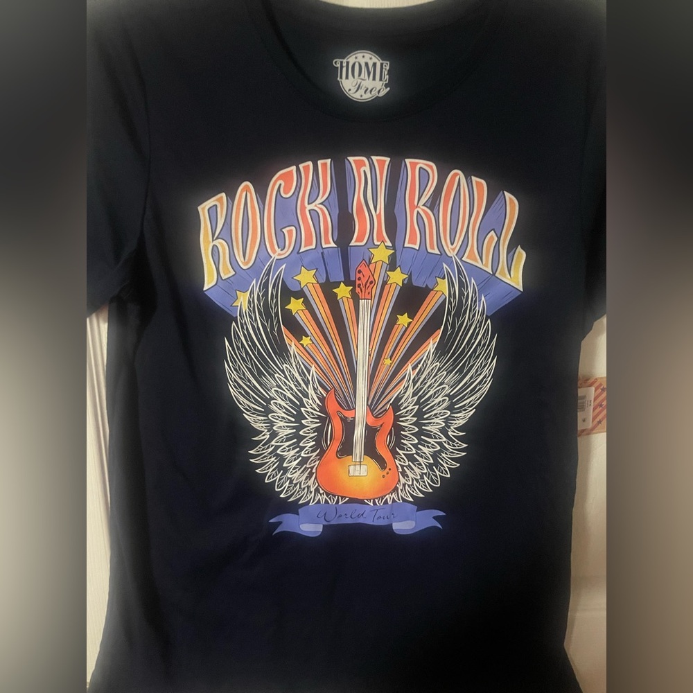 🔴3/$12‎ Rock N Roll Graphic T-Shirt! NWT! Various sizes.